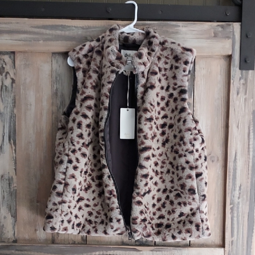 Dylan Leopard Print Vest